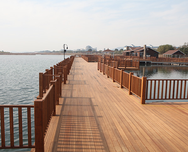 竹木護(hù)欄和扶手板