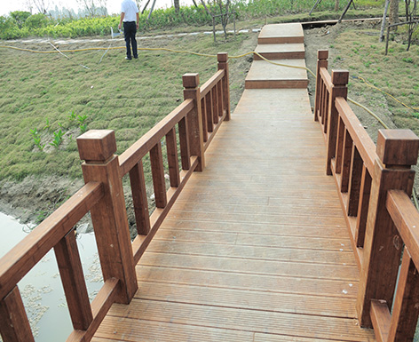 戶外竹木護(hù)欄